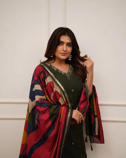 Beautiful Pure Rayon Green  Kurta And Pant With Dupatta Set