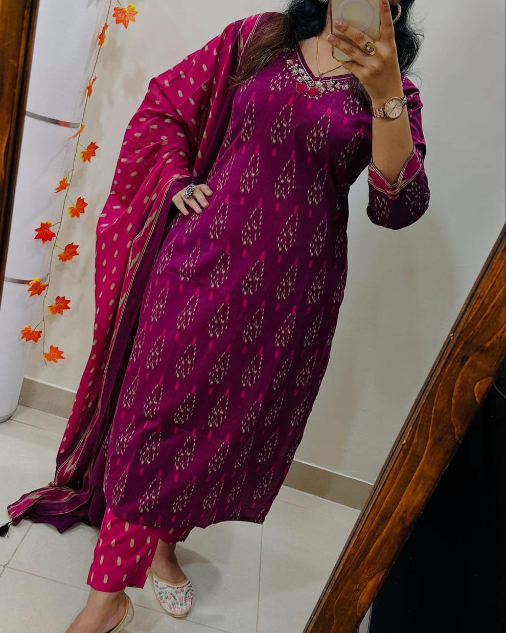 Women Magenta Ikka Print Cotton Kurta Set With Dupatta Set